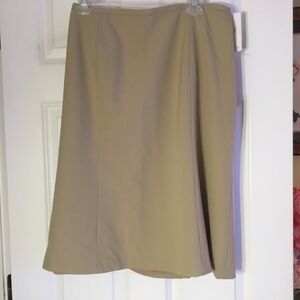 NWT Doncaster brand Beige Skirt Size 16